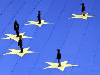 European_flag1-450x338[1]